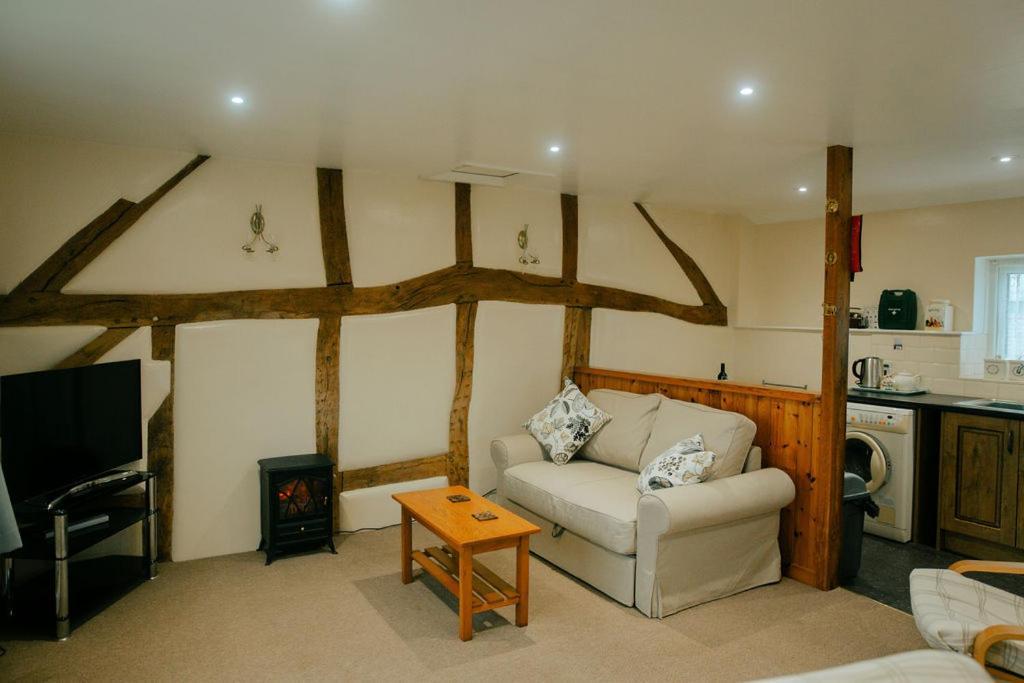 Granary At Tyddyn Isaf Villa Ruthin Exterior photo